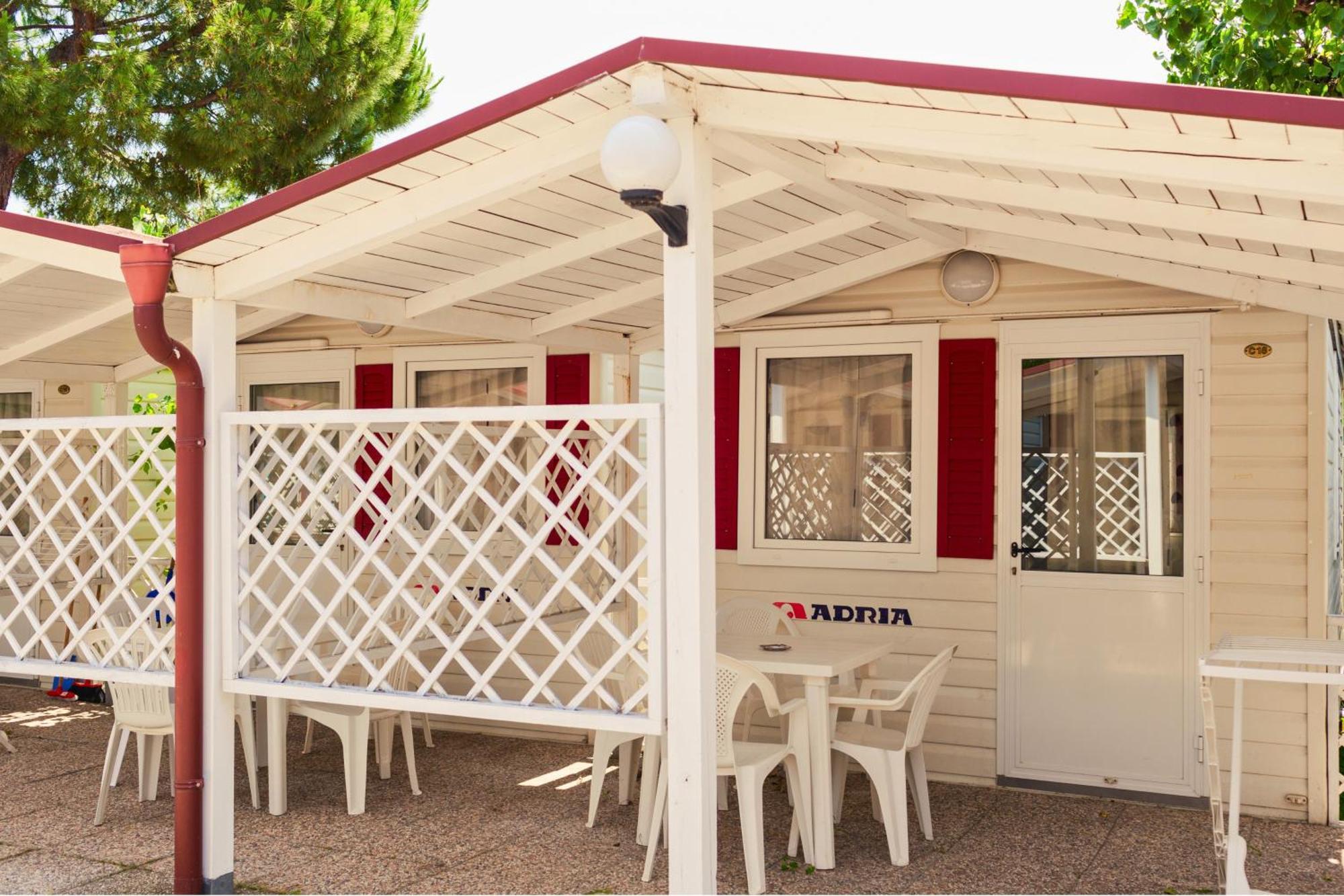Centro Vacanze Camping Spinnaker Marina Palmense Esterno foto