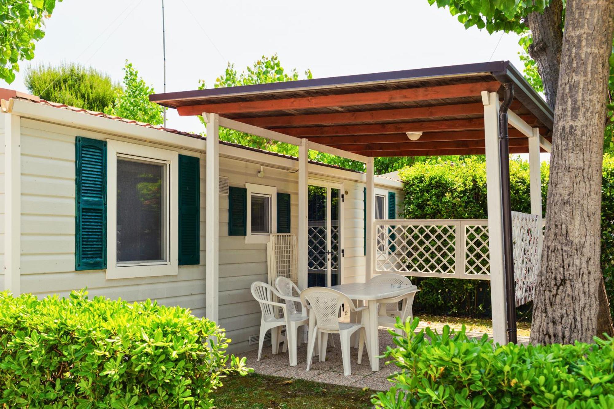 Centro Vacanze Camping Spinnaker Marina Palmense Esterno foto